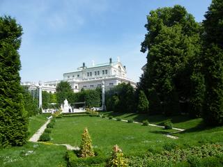 2012-06-03 11:25:31
