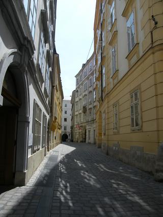 2012-06-03 12:57:23
